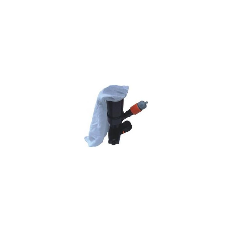 Underwater jet vacuum cleaner for swimming pools